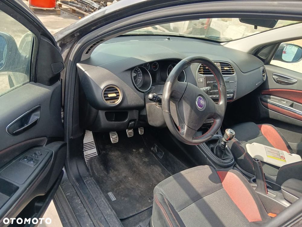 Lampa Przód Komplet (Kierownica, Fotele, Części Silnikowe) Fiat Bravo 1.4 Benzyna 119 Km 2007 - 8