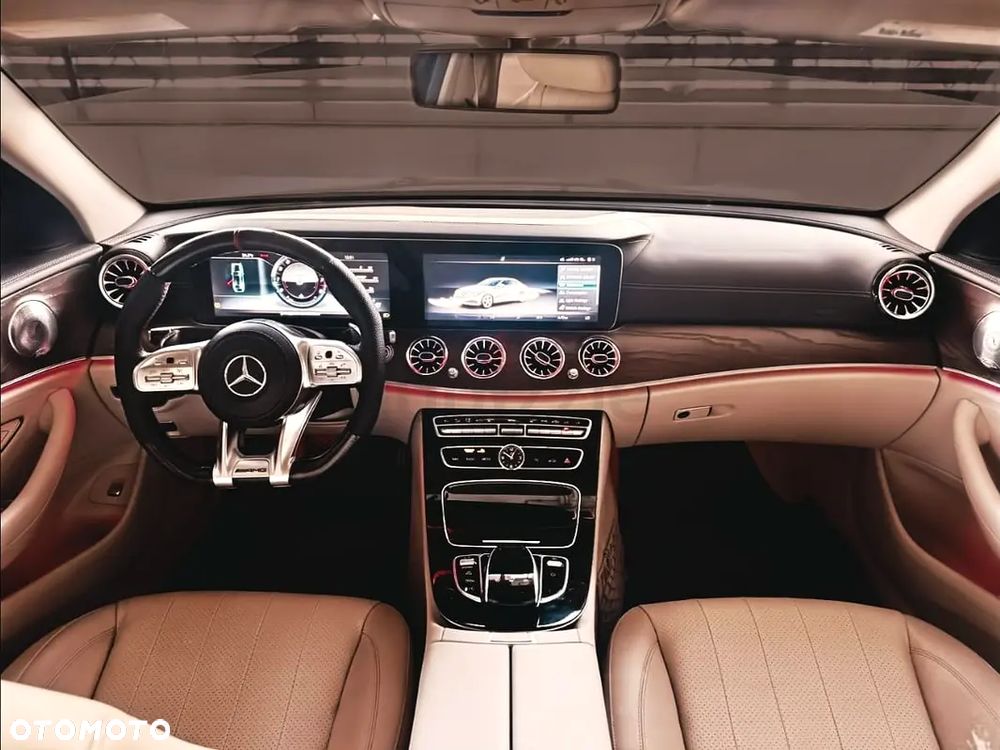 Mercedes-Benz Klasa E 300 9G-TRONIC - 6