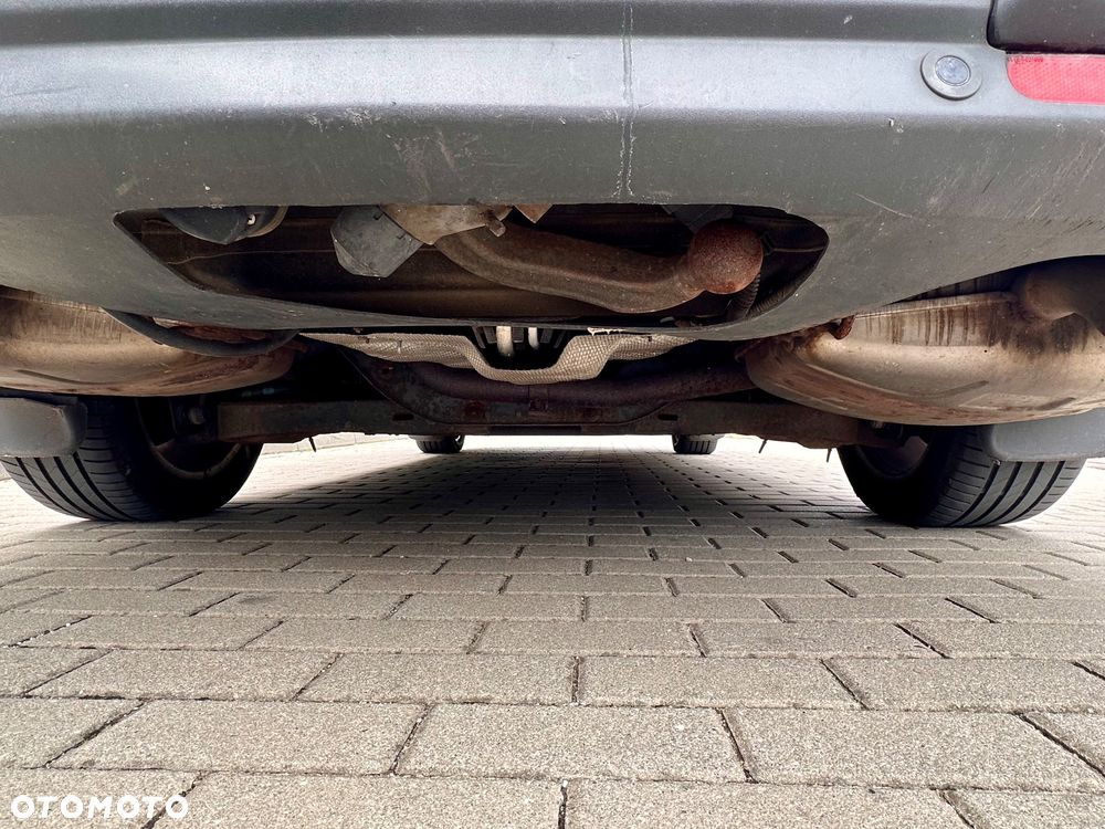 Ford Galaxy 2.0 T Platinium X (Titanium) - 27