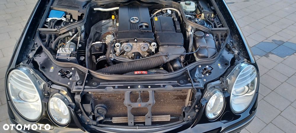 Mercedes-Benz Klasa E 200 Kompressor Avantgarde - 32