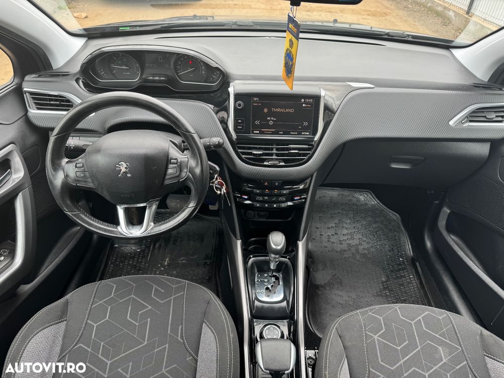 Peugeot 2008 1.2 PureTech Turbo EAT6 S&S Allure - 5