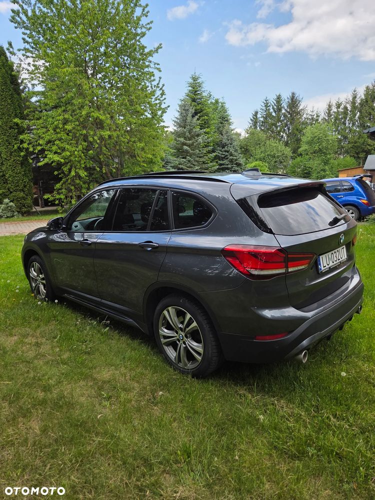 BMW X1 xDrive20d xLine - 4