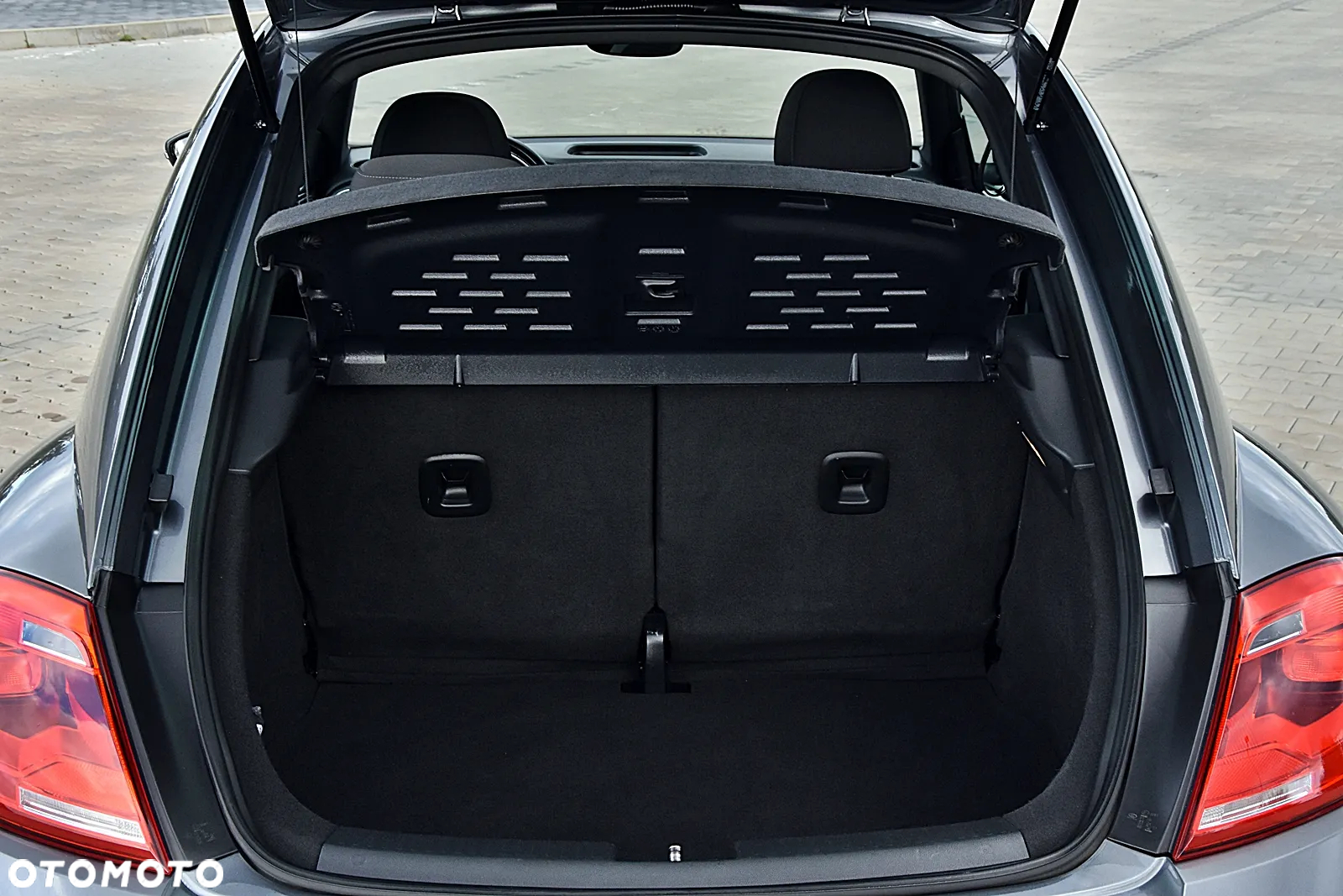 Volkswagen Beetle 2.0 TDI Design - 26