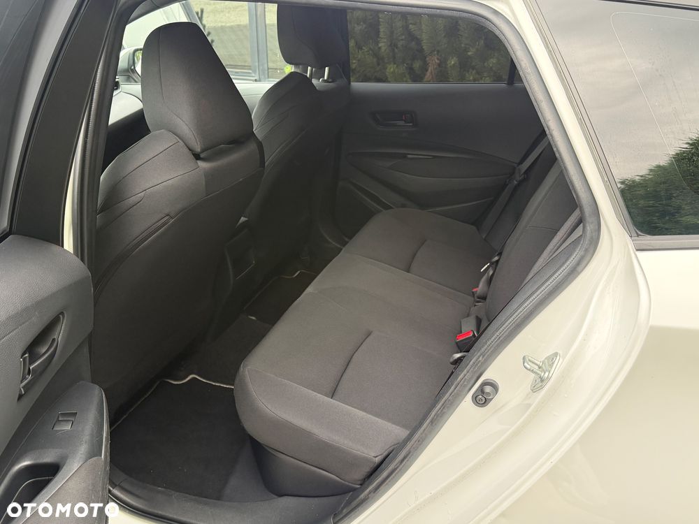 Toyota Corolla - 9