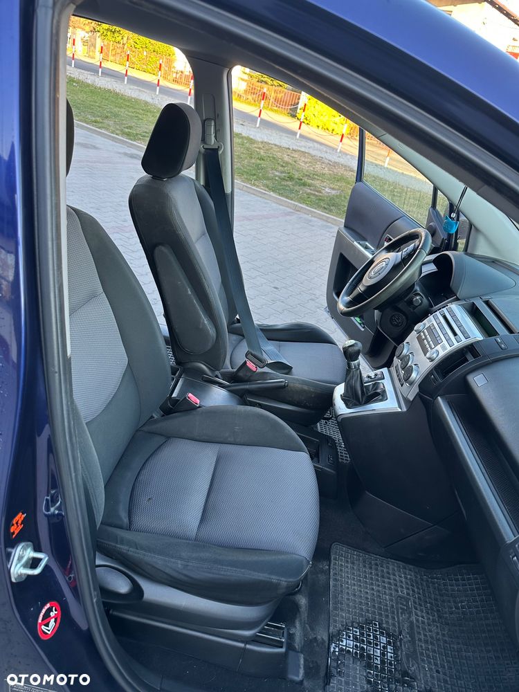 Mazda 5 - 12