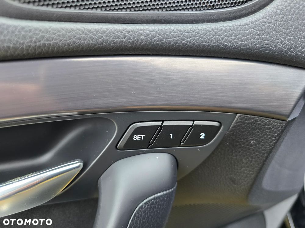 Hyundai i40 1.7 CRDi Comfort + - 23