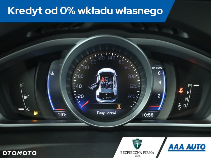 Volvo V40 - 13