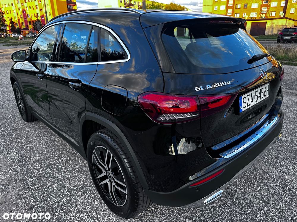 Mercedes-Benz GLA 200 d 8G-DCT - 8