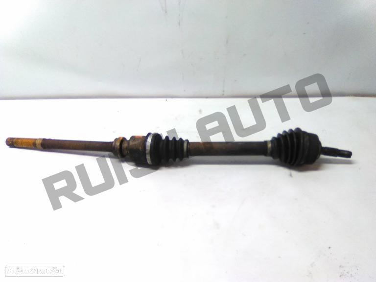 Transmissão Frente Direita  Peugeot 206 [1998_2012] 1.9 D - 1