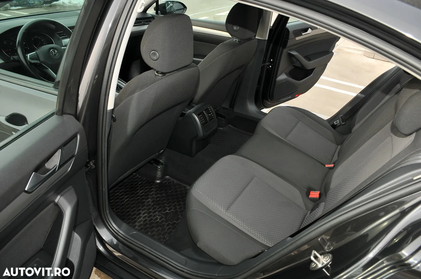 Volkswagen Passat Variant 2.0 TDI DSG (BlueMotion Technology) Comfortline - 16
