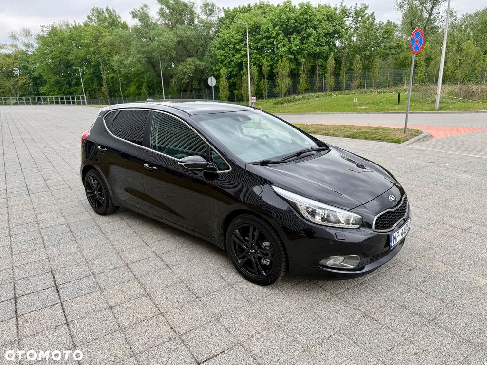 Kia Ceed 1.6 CRDi 128 Platinum Edition - 11