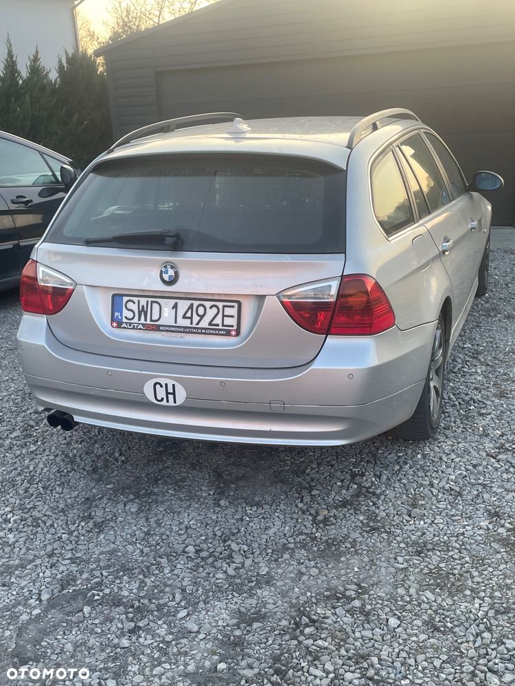 BMW Seria 3 ver-325i - 7