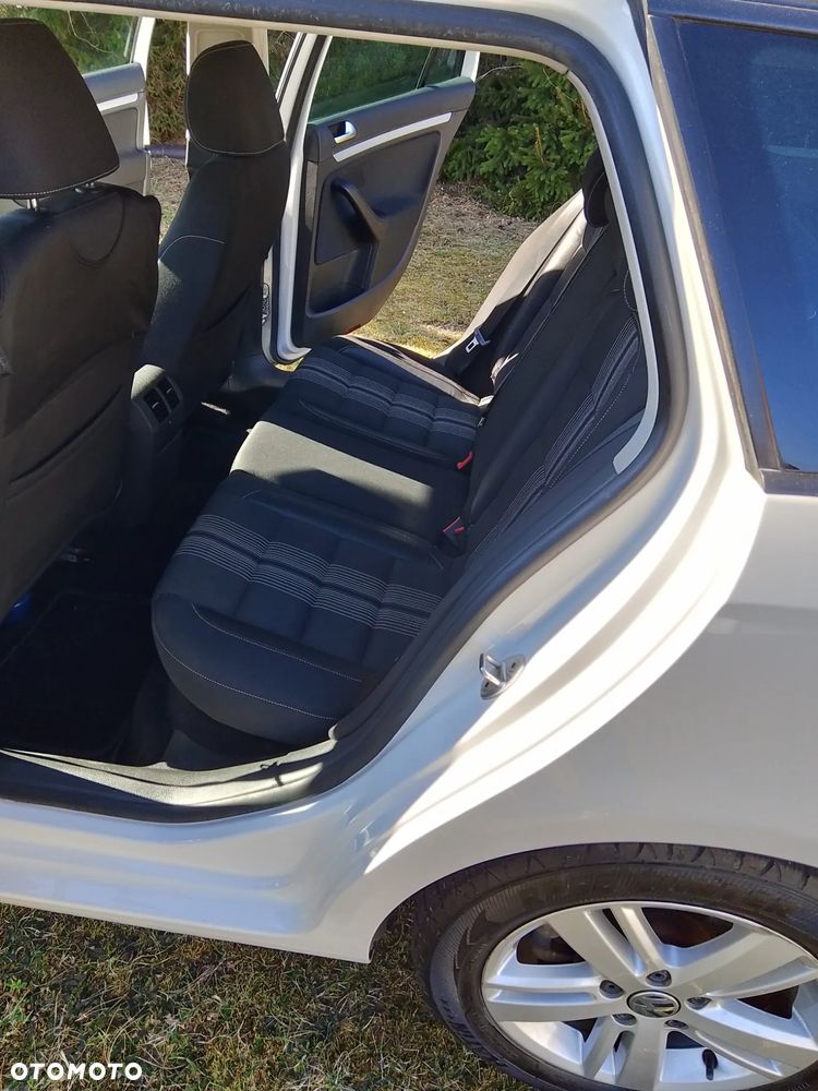 Volkswagen Golf 1.6 TDI DPF BlueMotion Technology DSG MATCH - 6