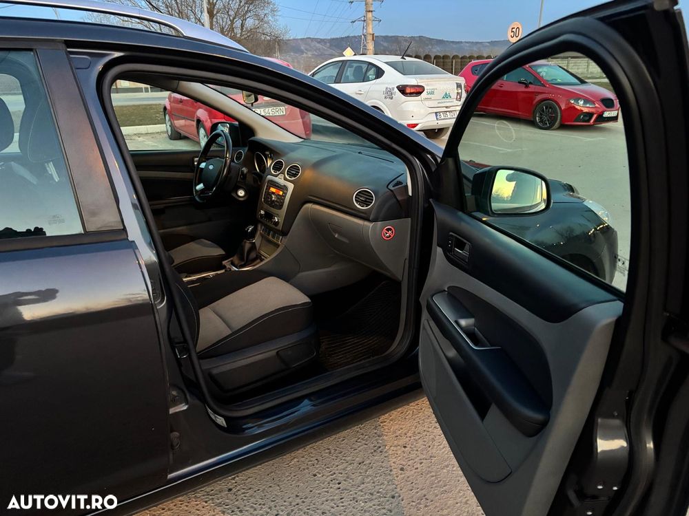 Ford Focus - 5