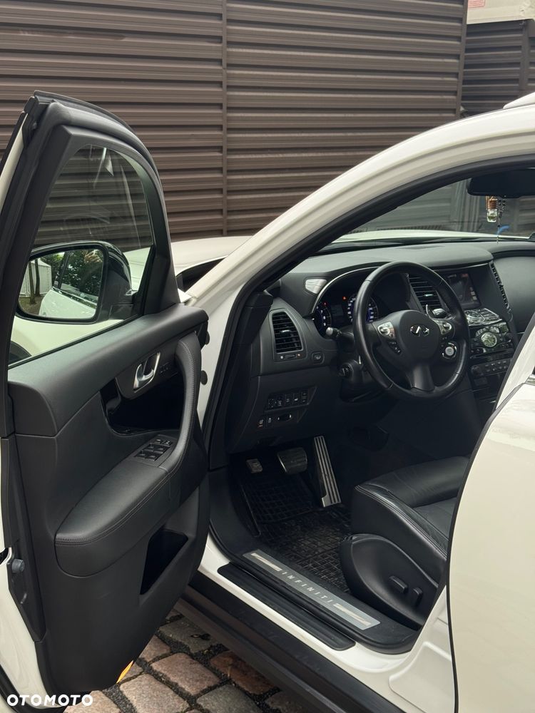 Infiniti Q70 3.7 S Premium - 20