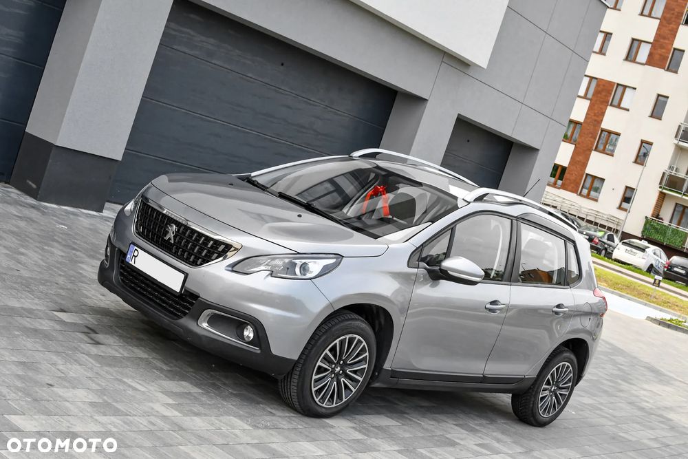 Peugeot 2008 1.2 Pure Tech Active - 1