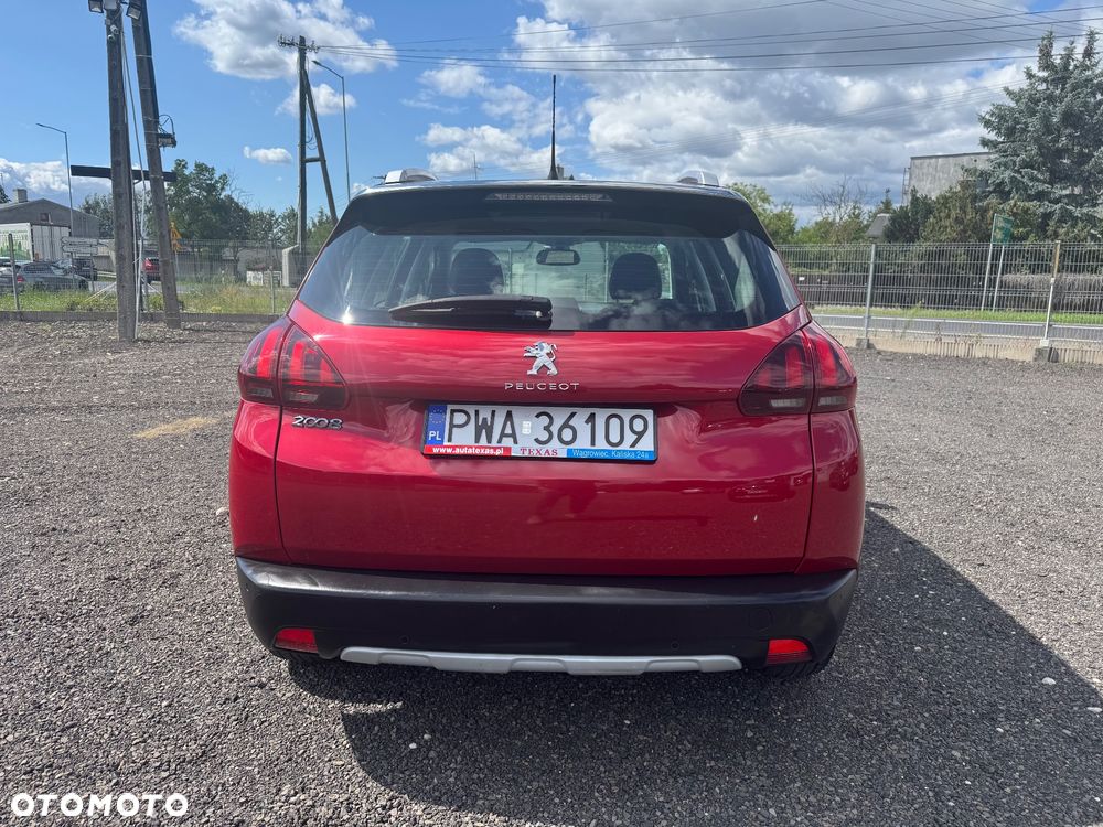 Peugeot 2008 1.2 Pure Tech GPF Allure S&S EAT6 - 7