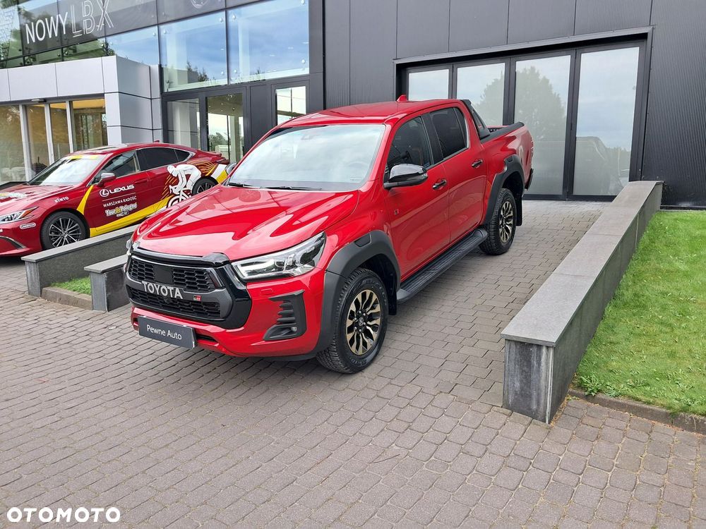 Toyota Hilux 2.8 D-4D Double Cab GR Sport 4x4 - 1