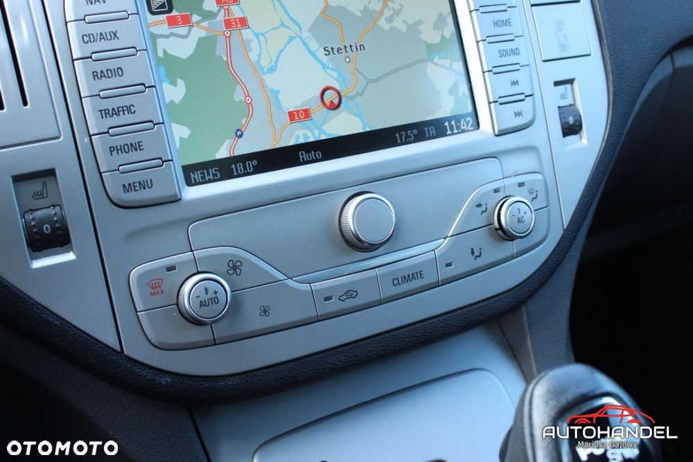 Ford Kuga - 21