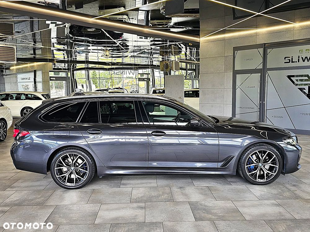 BMW Seria 5 520d xDrive M Sport Edition - 11