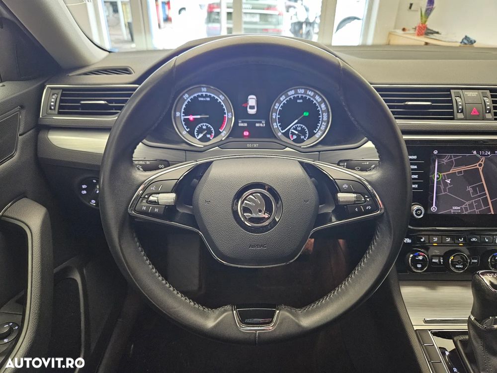 Skoda Superb 2.0 TDI DSG Ambition - 13