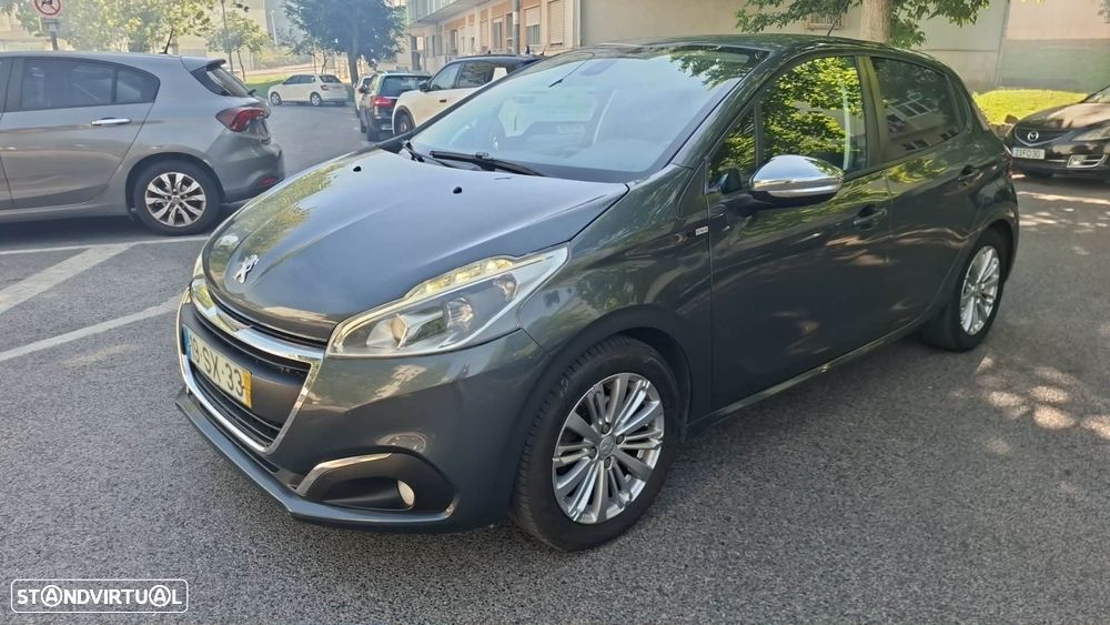 Peugeot 208 1.2 PureTech Style - 4