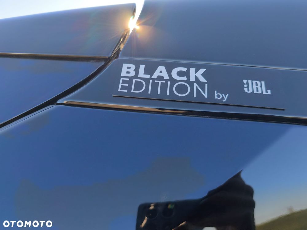 Toyota RAV4 2.5 Hybrid Black Edition by JBL 4x4 - 25