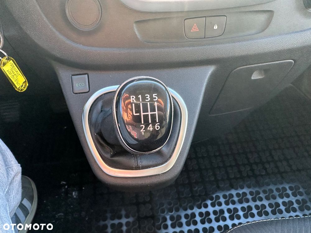 Renault trafic - 20