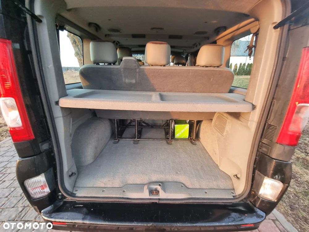 Renault Trafic L1H1 Passenger Lux - 32