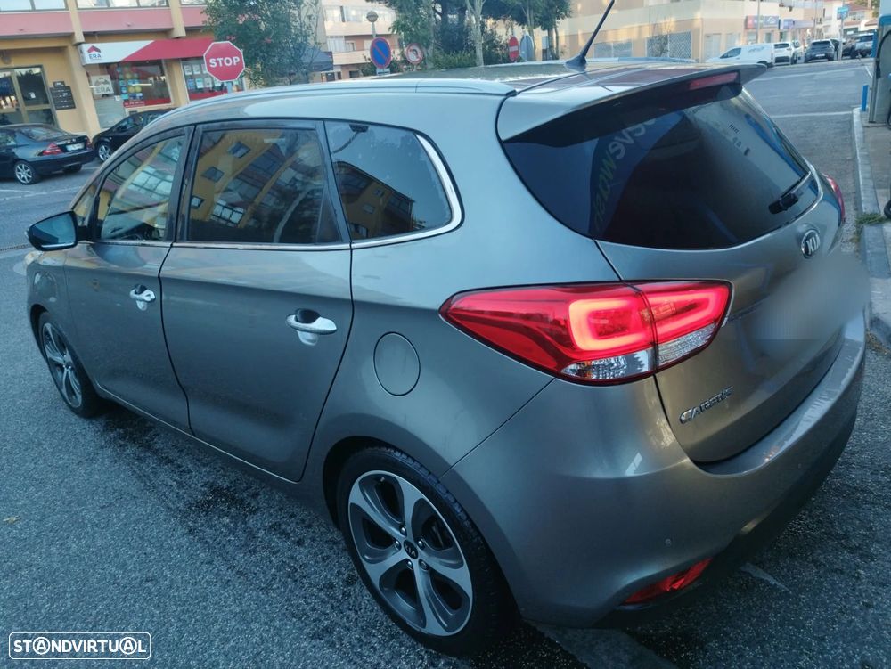 Kia Carens 1.7 CRDi ISG TX - 4