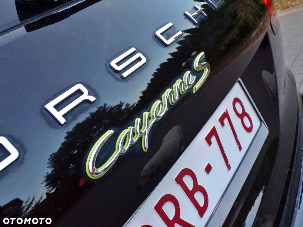 Porsche Cayenne S e-Hybrid Platinum Edition - 34