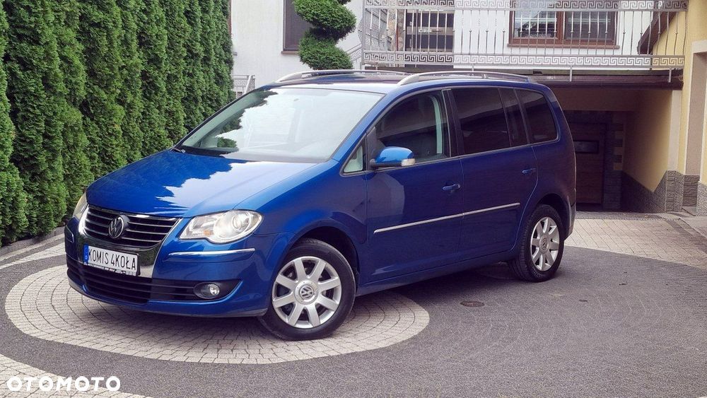 Volkswagen Touran - 2