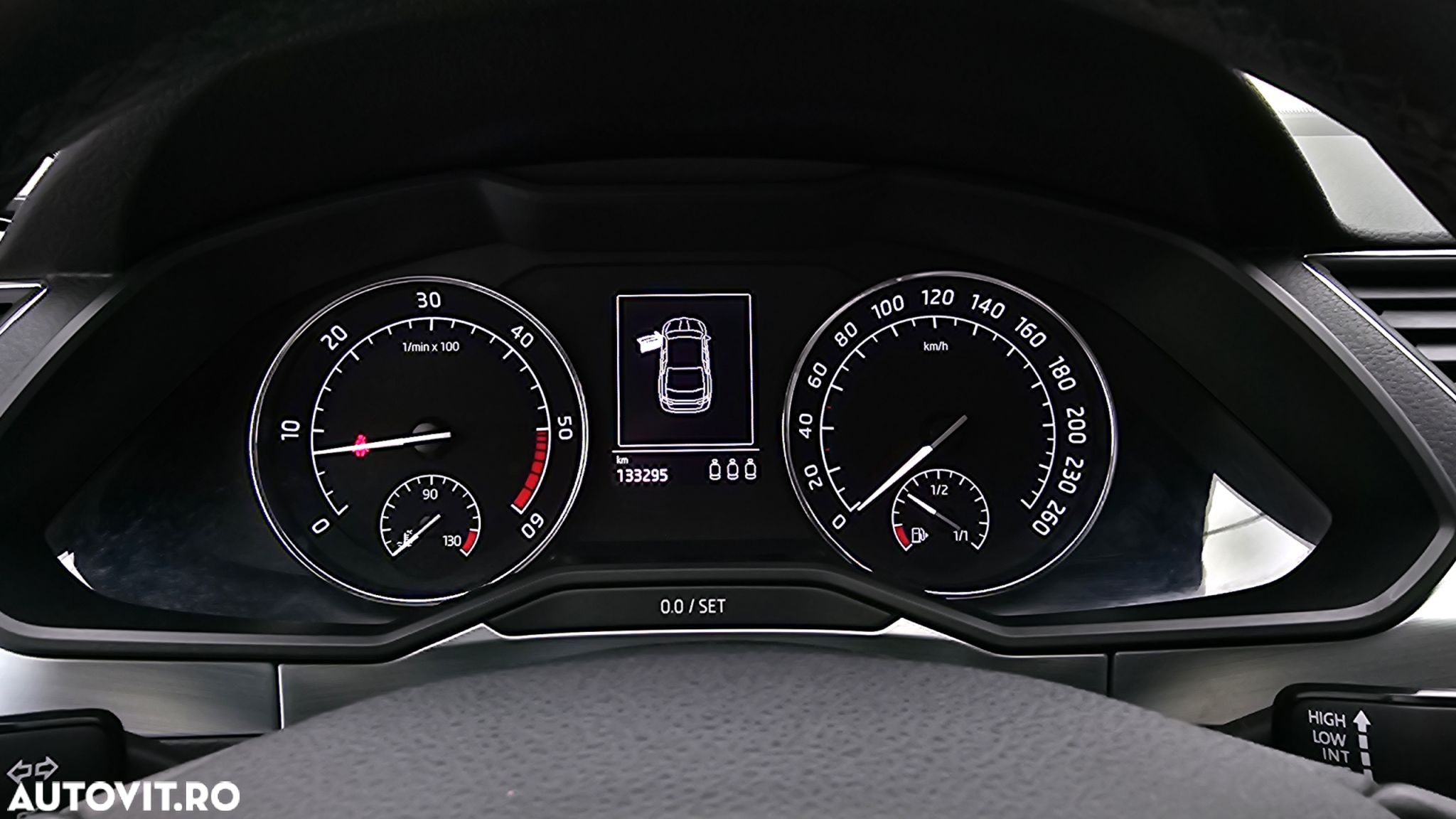 Skoda Superb 2.0 TDI DSG Ambition - 16