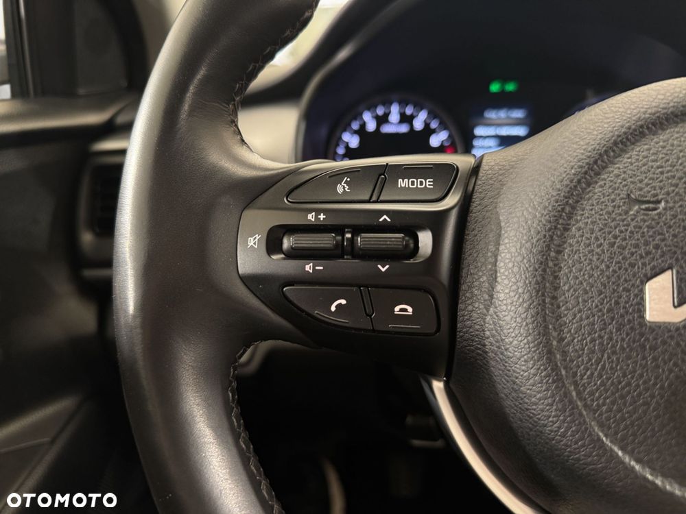 Kia Stonic - 18