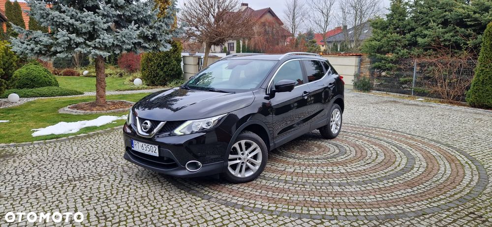 Nissan Qashqai 1.6 DIG-T TEKNA+ - 1