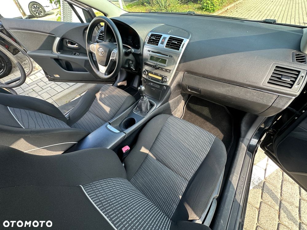 Toyota Avensis 1.6 Life - 7