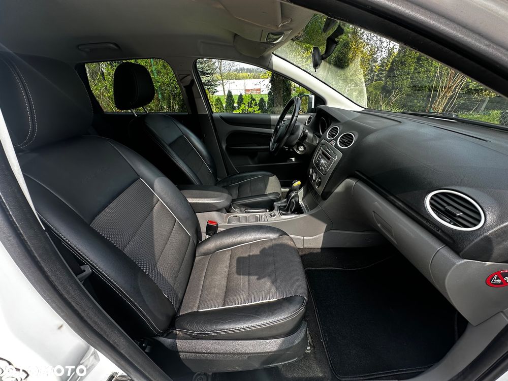 Ford Focus 1.8 FF Trend - 10