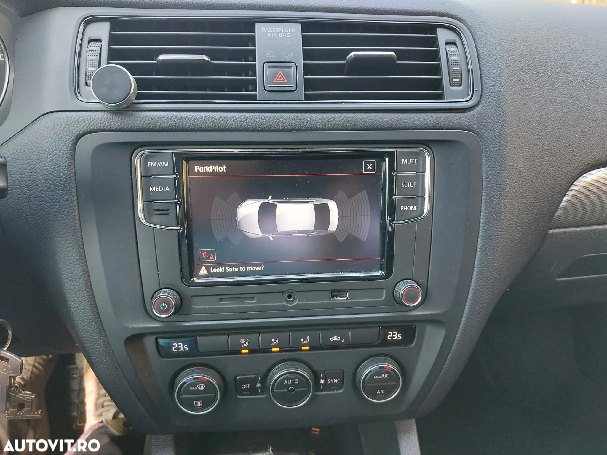 Volkswagen Jetta 1.2 TSI Comfortline - 8