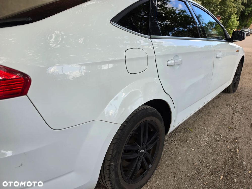 Ford Mondeo 1.8 TDCi Ambiente - 8