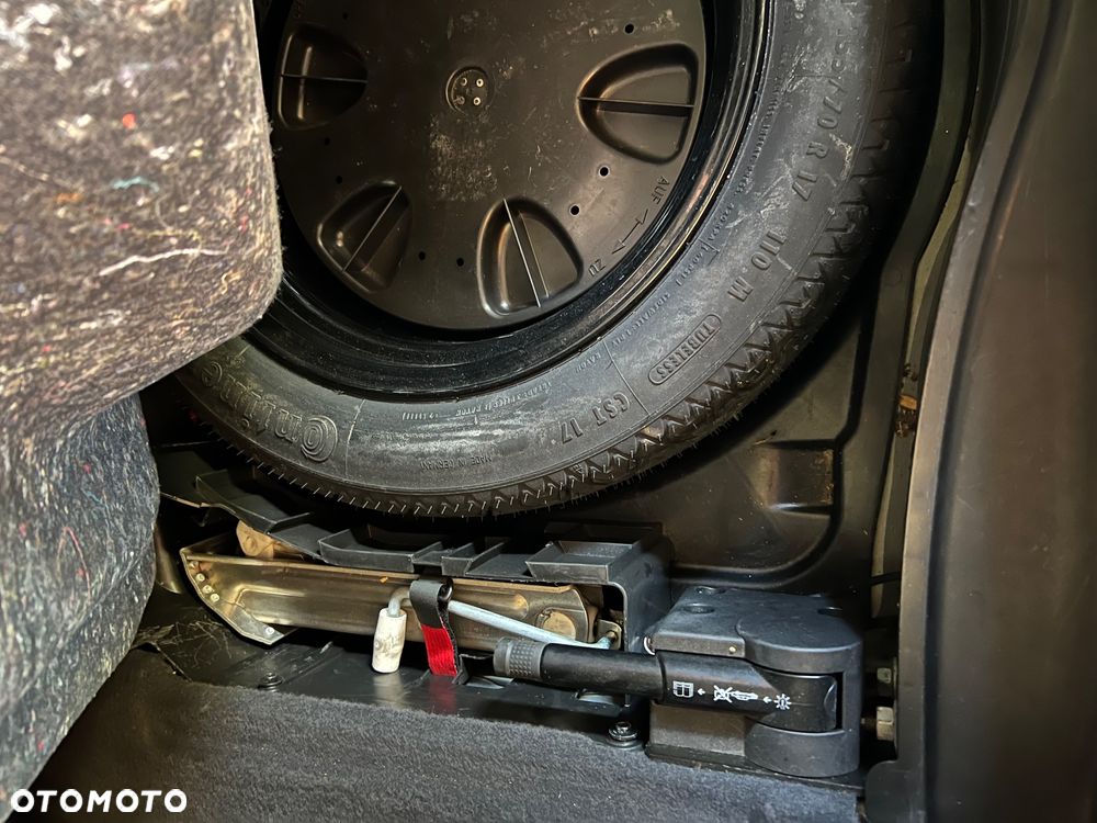 Mercedes-Benz Klasa E 500 Avantgarde - 9