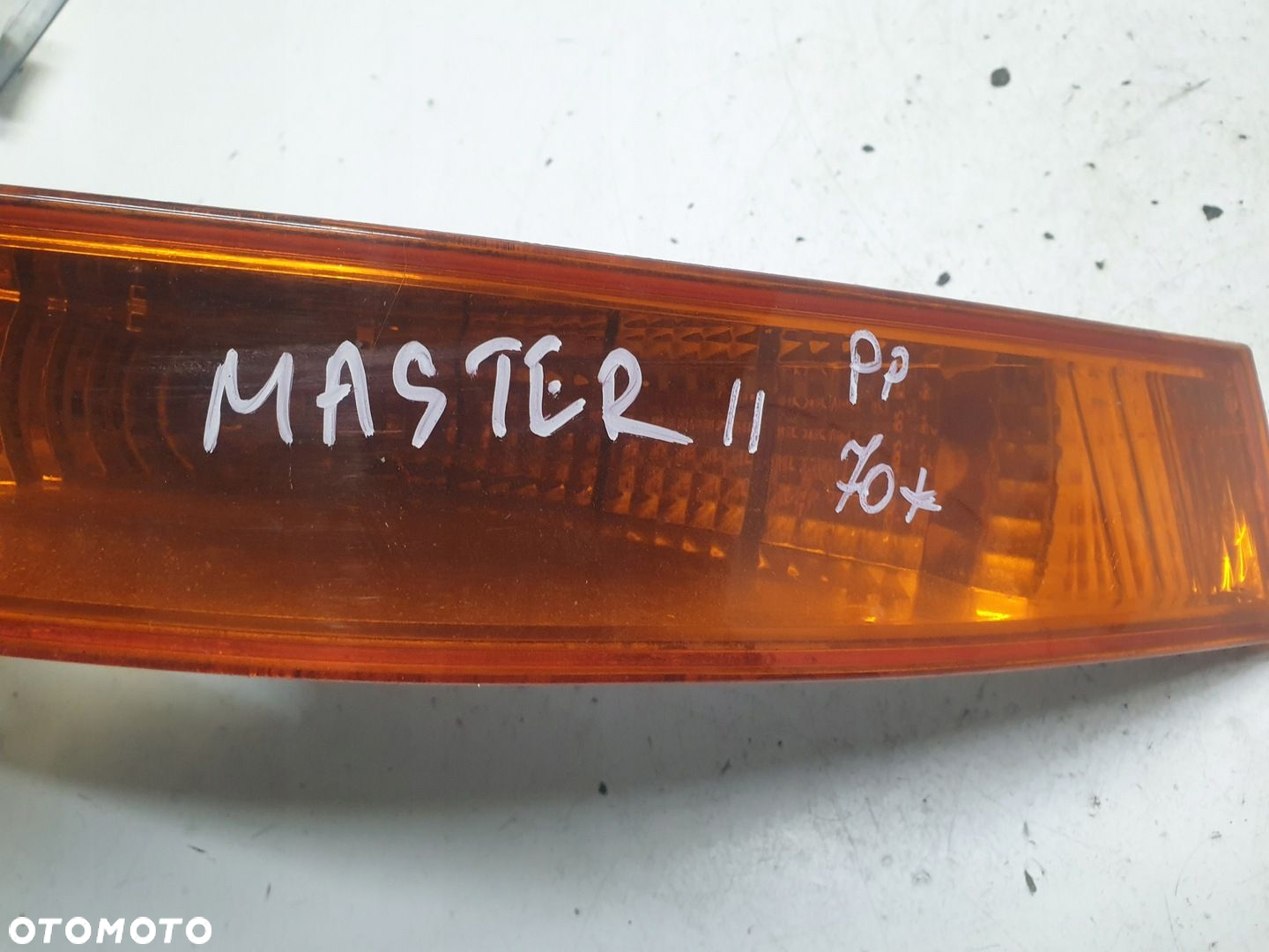 KIERUNKOWSKAZ PRZEDNI PRAWY PRZÓD PRAWY RENAULT MASTER II - 7