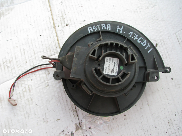 DMUCHAWA WENTYLATOR NAWIEWU 600017 OPEL ASTRA H III