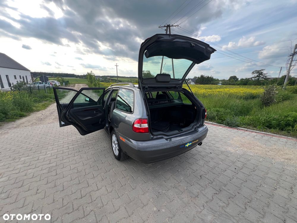 Volvo V40 - 36