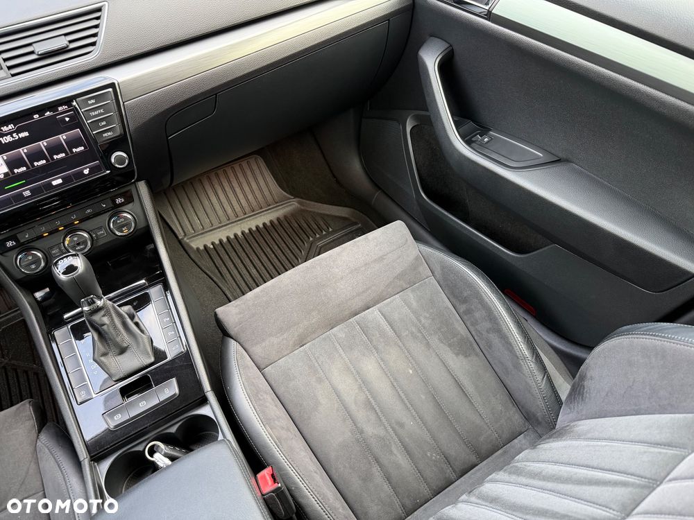 Skoda Superb 1.6 TDI DSG Ambition - 26