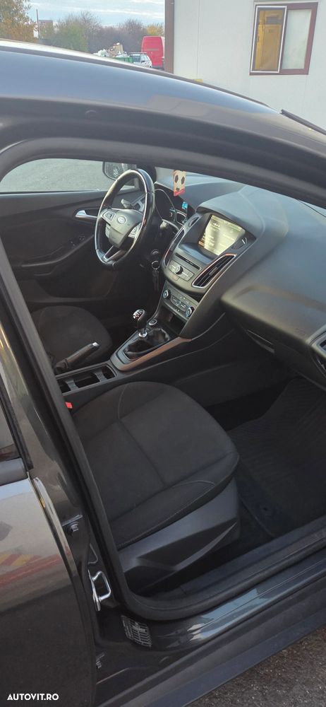 Ford Focus 1.5 TDCi Titanium - 13