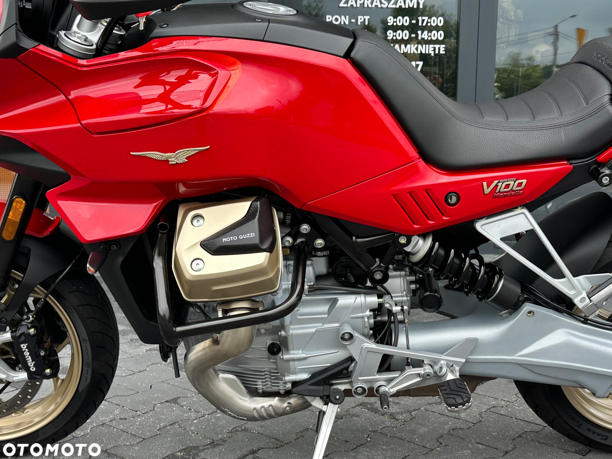 Moto Guzzi V100 Mandello - 35