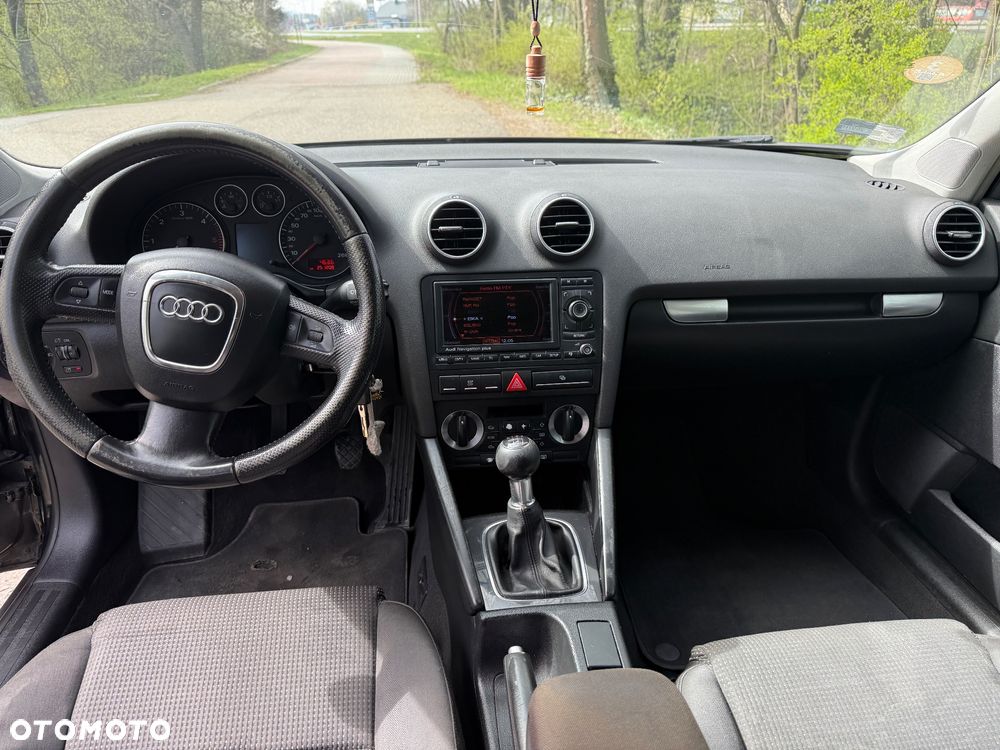 Audi A3 Sportback 2.0 TDI DPF Ambition - 9