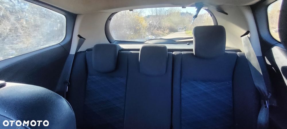 Renault Clio 1.2 16V Authentique - 15