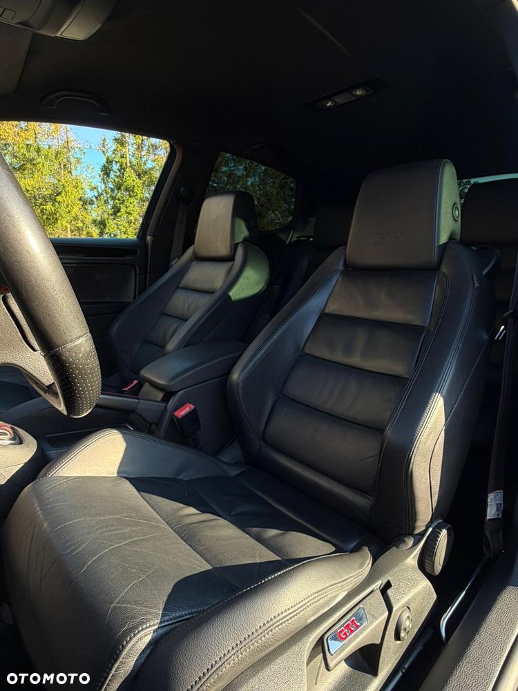 Volkswagen Golf 2.0 TSI GTI DSG - 9