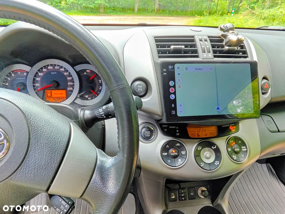 Toyota RAV4 2.0 VVT-i Prestige - 13